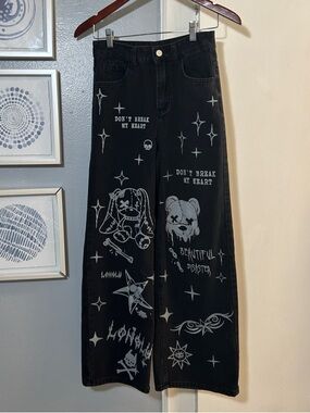 ROMWE Black Goth Baggy Y2K Wide Leg Don’t Break My Heart Graphic Jeans Size 2